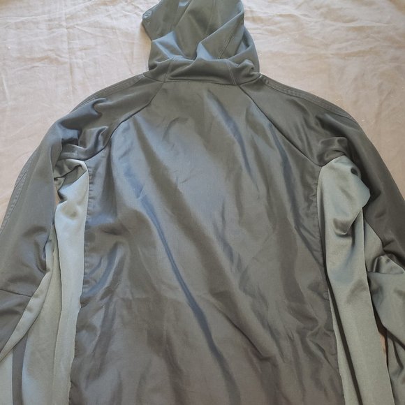 Adidas Long Sleeve Undershirt Climawarm Face Cover Size Large 100% Polyester - Picture 4 of 4